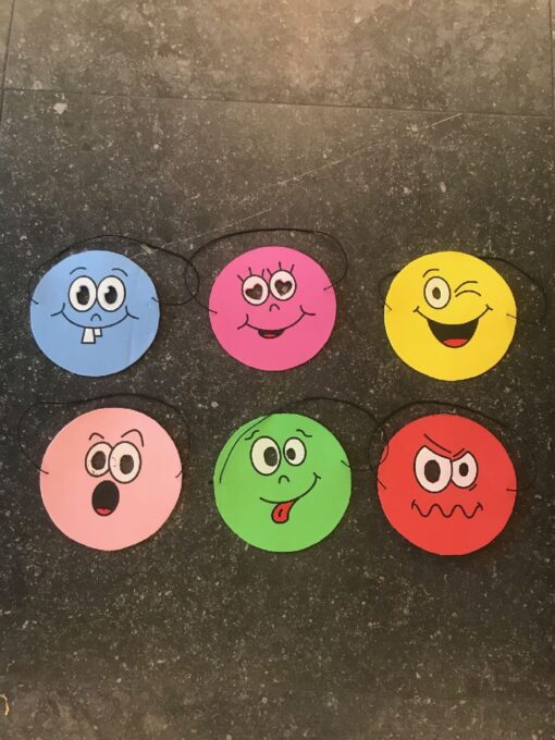 6ASS EMOTION MASK IN FOAM. CHILD