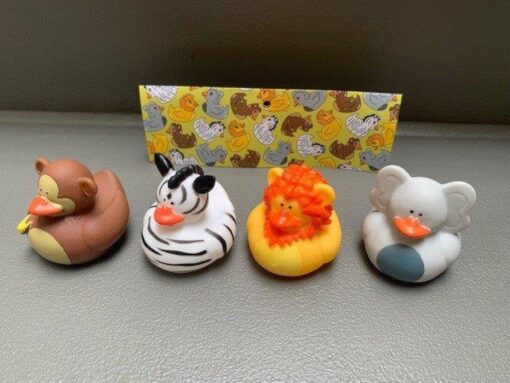 DUCK WILD ANIMALS